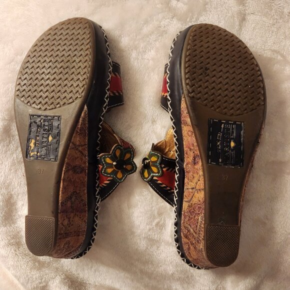 L'Artiste "Spring Step" Edrea Black/Multi color Leather Wedge Floral Sandal - Picture 3 of 6